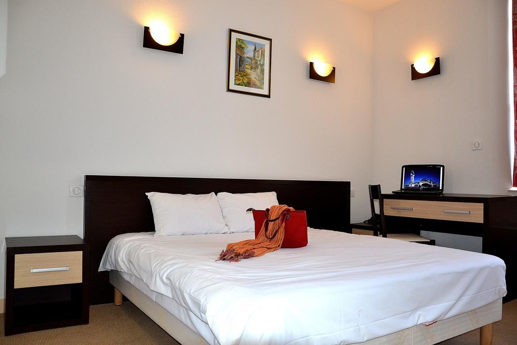 Hotel Les Benedictins Limoges Pokój zdjęcie
